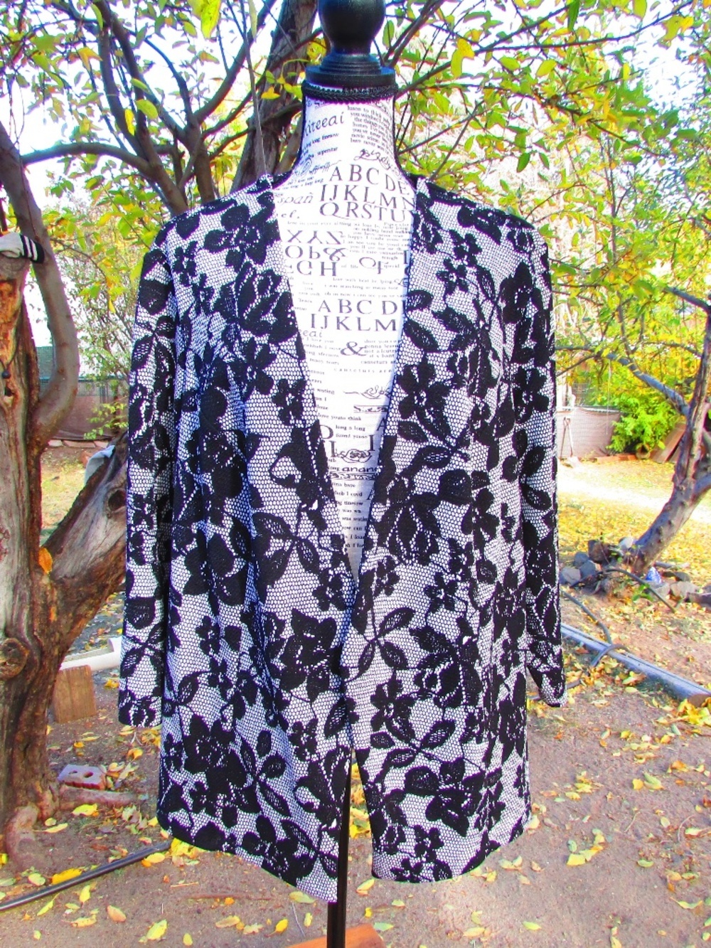Stylish Black and White Floral Blazer